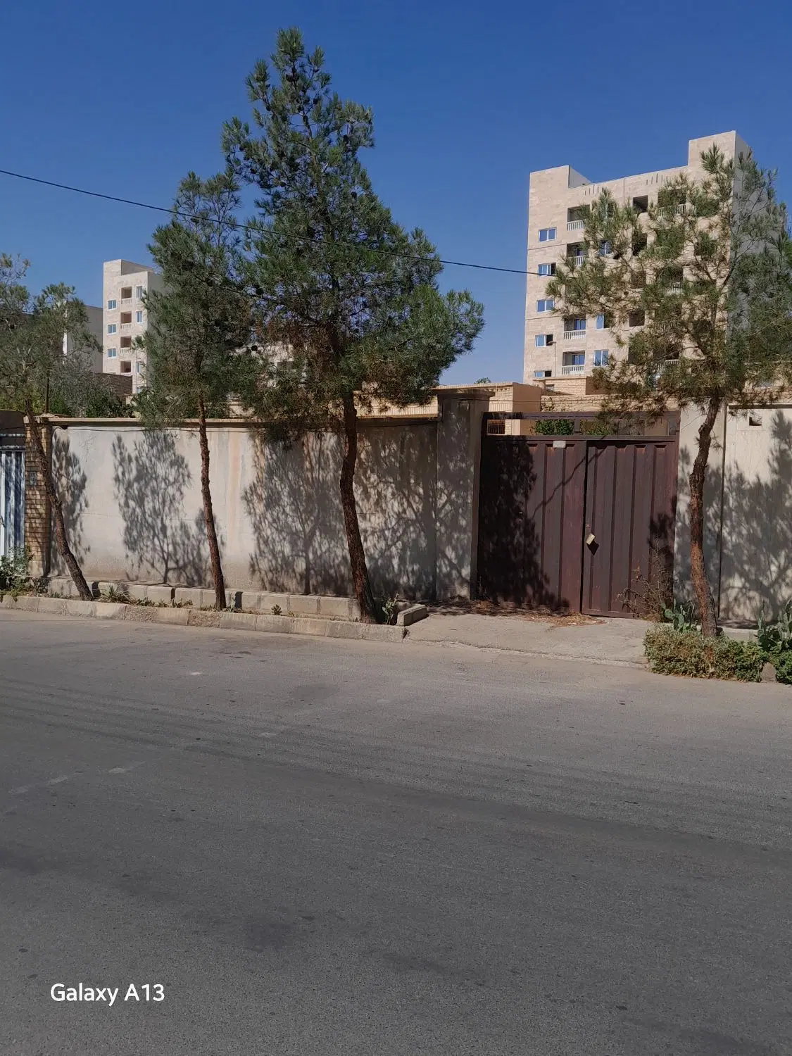 ششدانگ خانه ویلایی دوبر در پشت فرمانداری