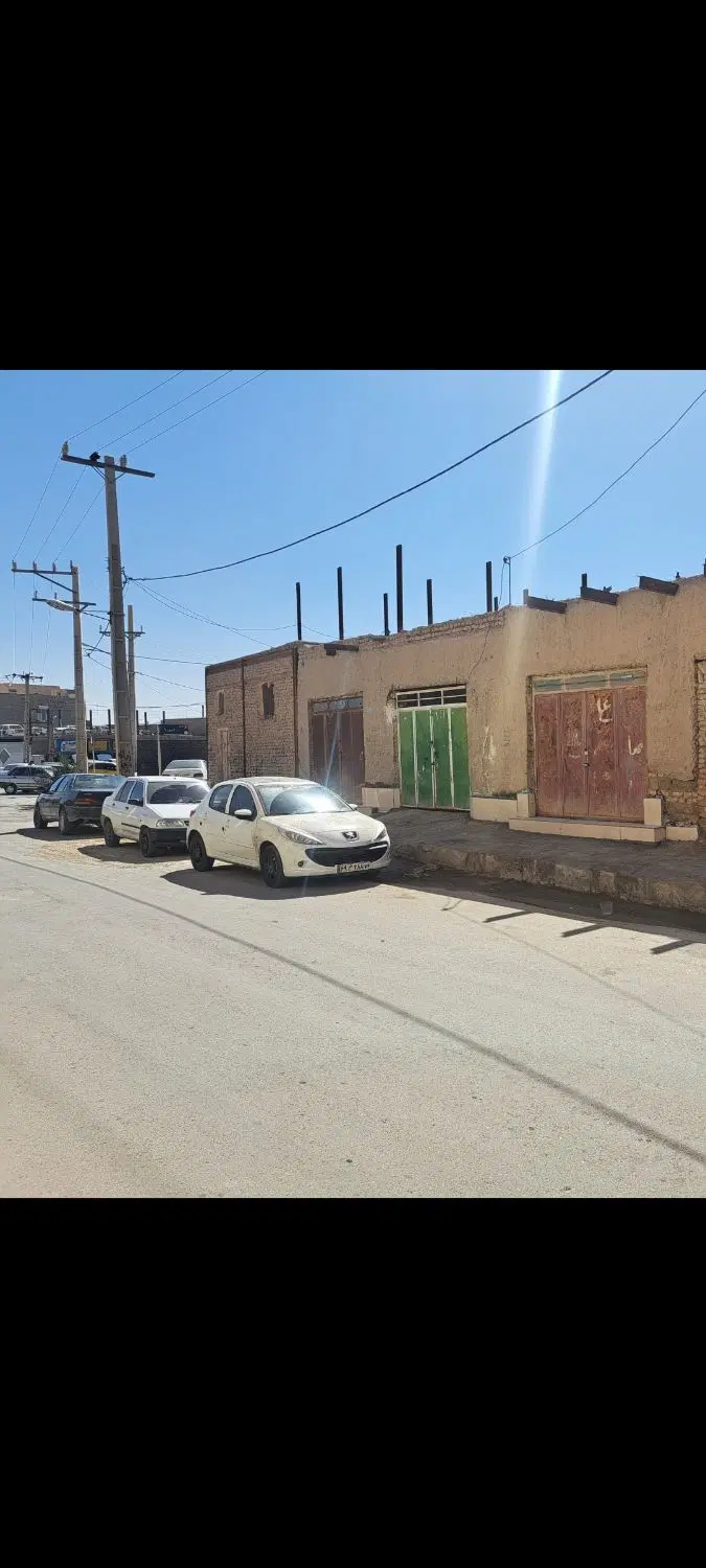 ملک تجاری سام رو به رو مسجد مهدیه