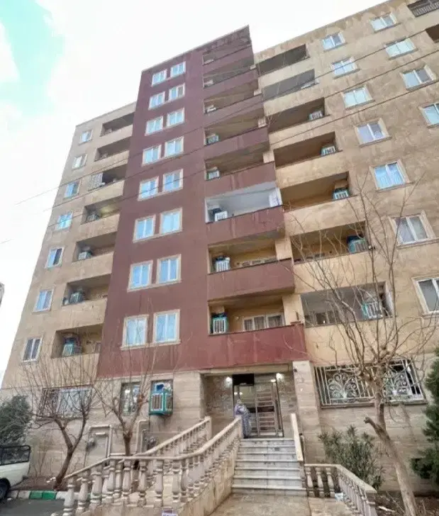 80 متر نگین 33 فول امکانات