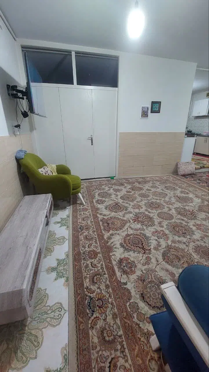 65متر با پارکینگ دربست