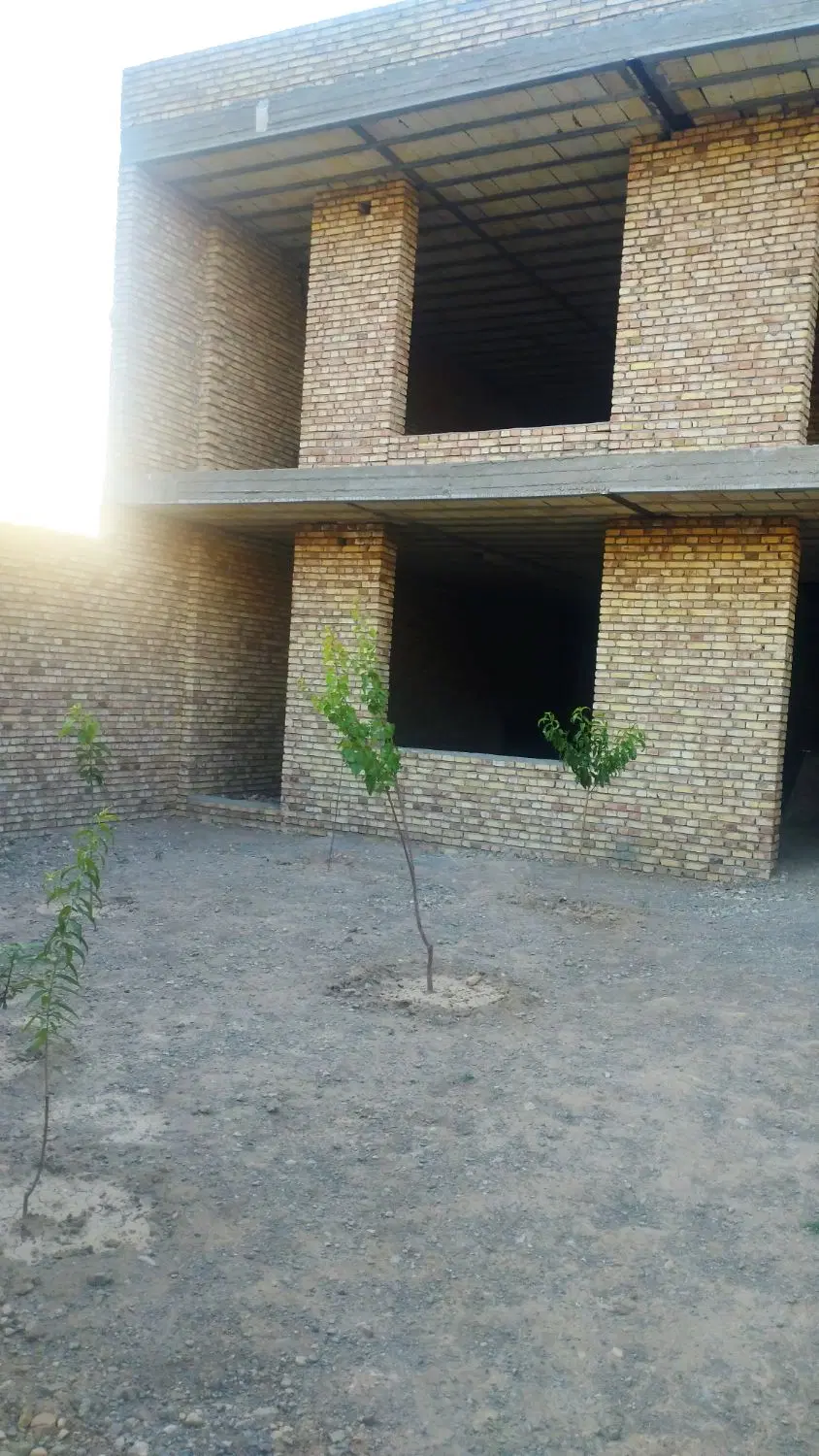 فروش خانه دوطبقه نیمه کاره