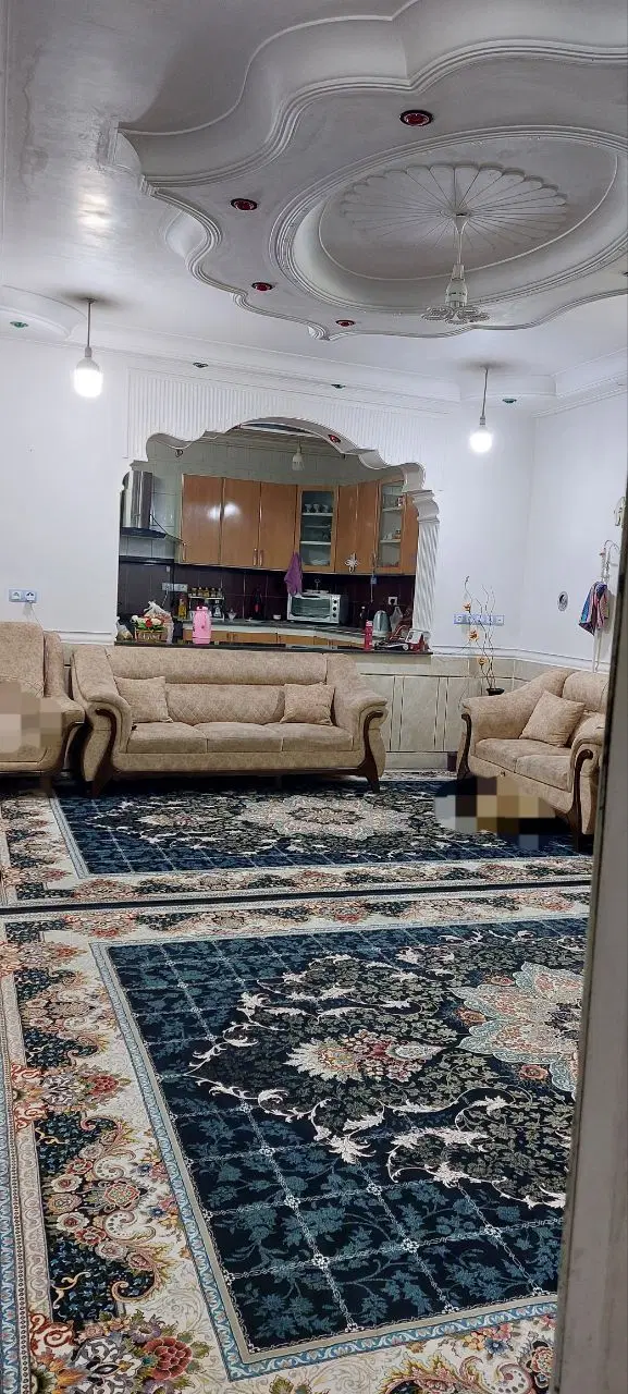 فروش حیاط مجزا همکف