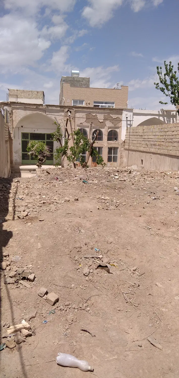 350 متر کلنگی
