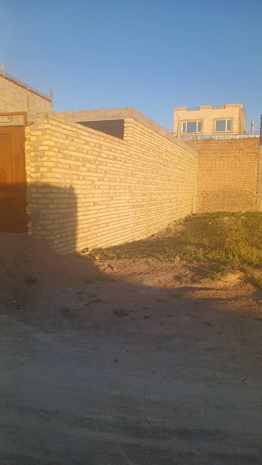 زمین مسکونی ۱۰۰متری حسین آباد