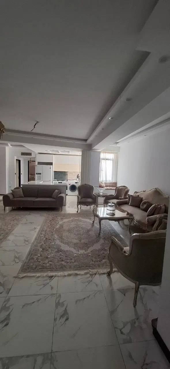 آپارتمان نوساز ۱۱۰متری فول امکانات خوش نقشه