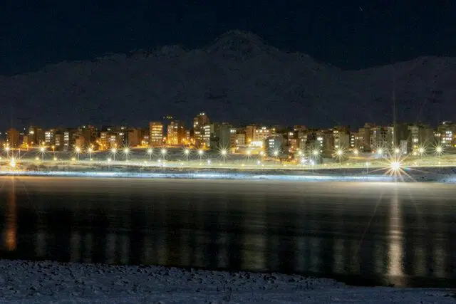 زمین مسکونی