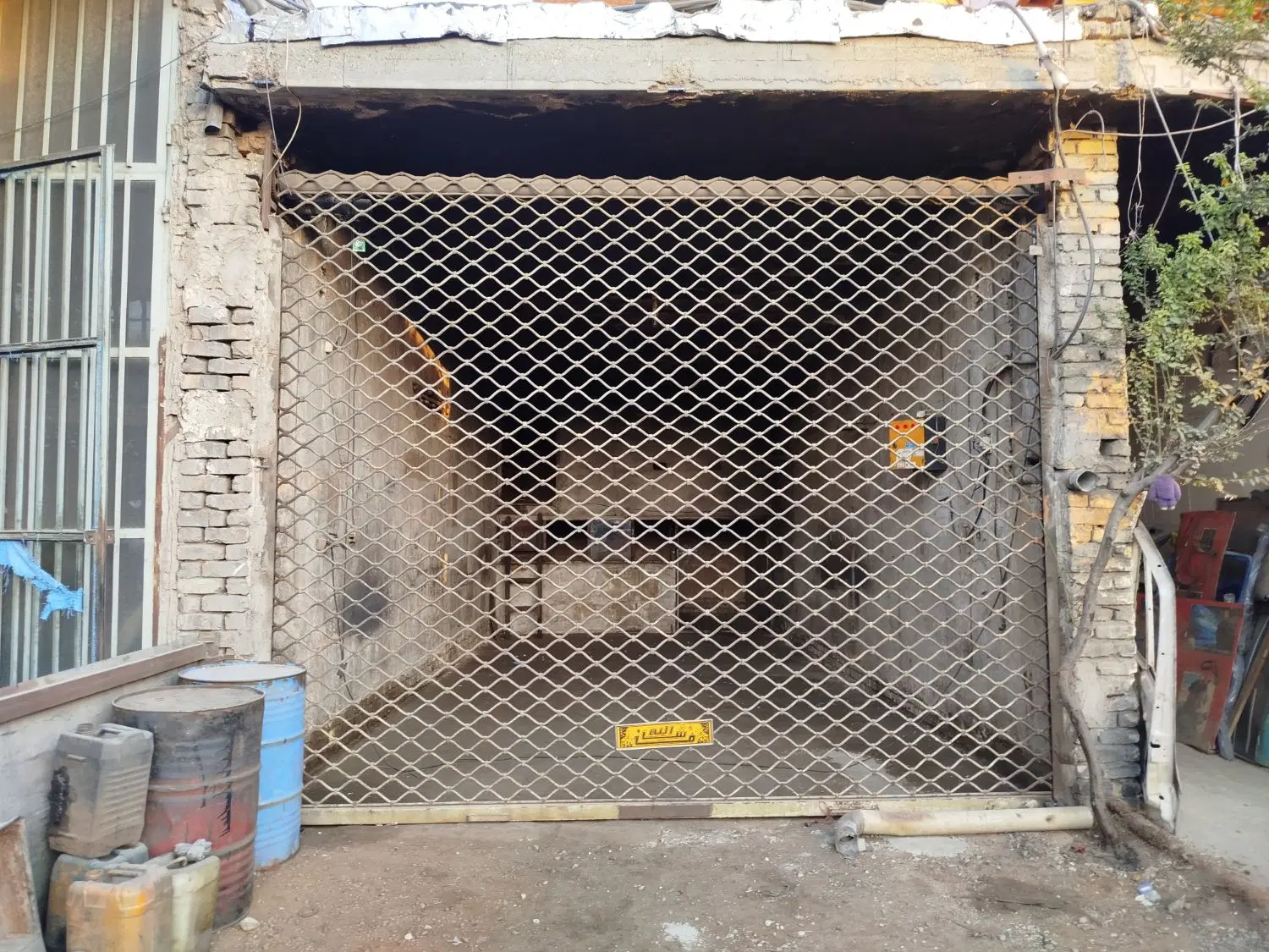 اجاره مغازه داخل گاراژ شاهپور جدید