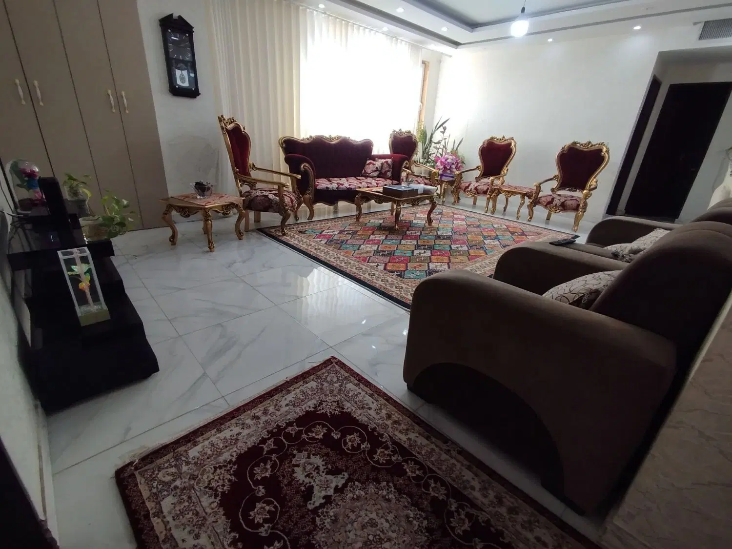 ۱۳۰ متری ۳خواب واوان جنوبی در بهترین لوکشین