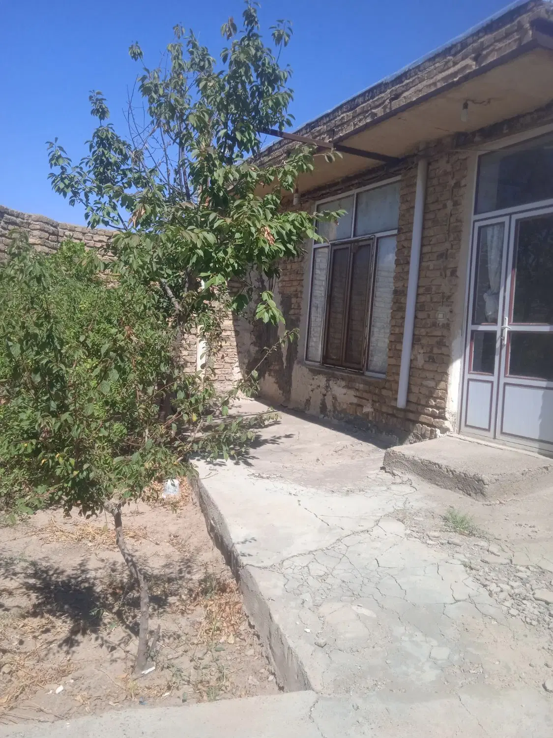 فروش خانه مسکونی درخواج دیزج
