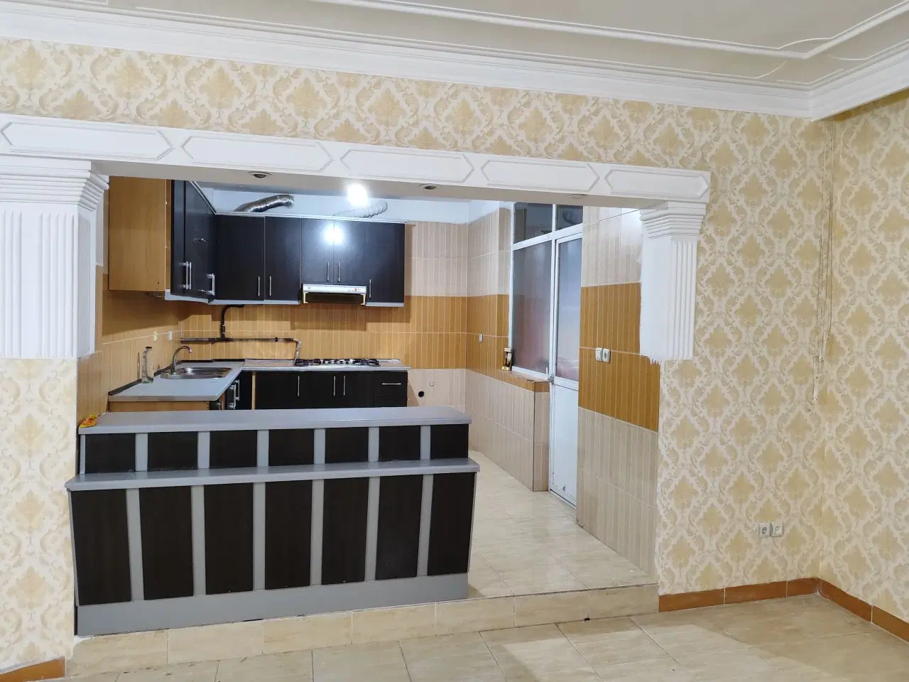 اجاره ۱۱۰متری کارشناسان خیابان وصال