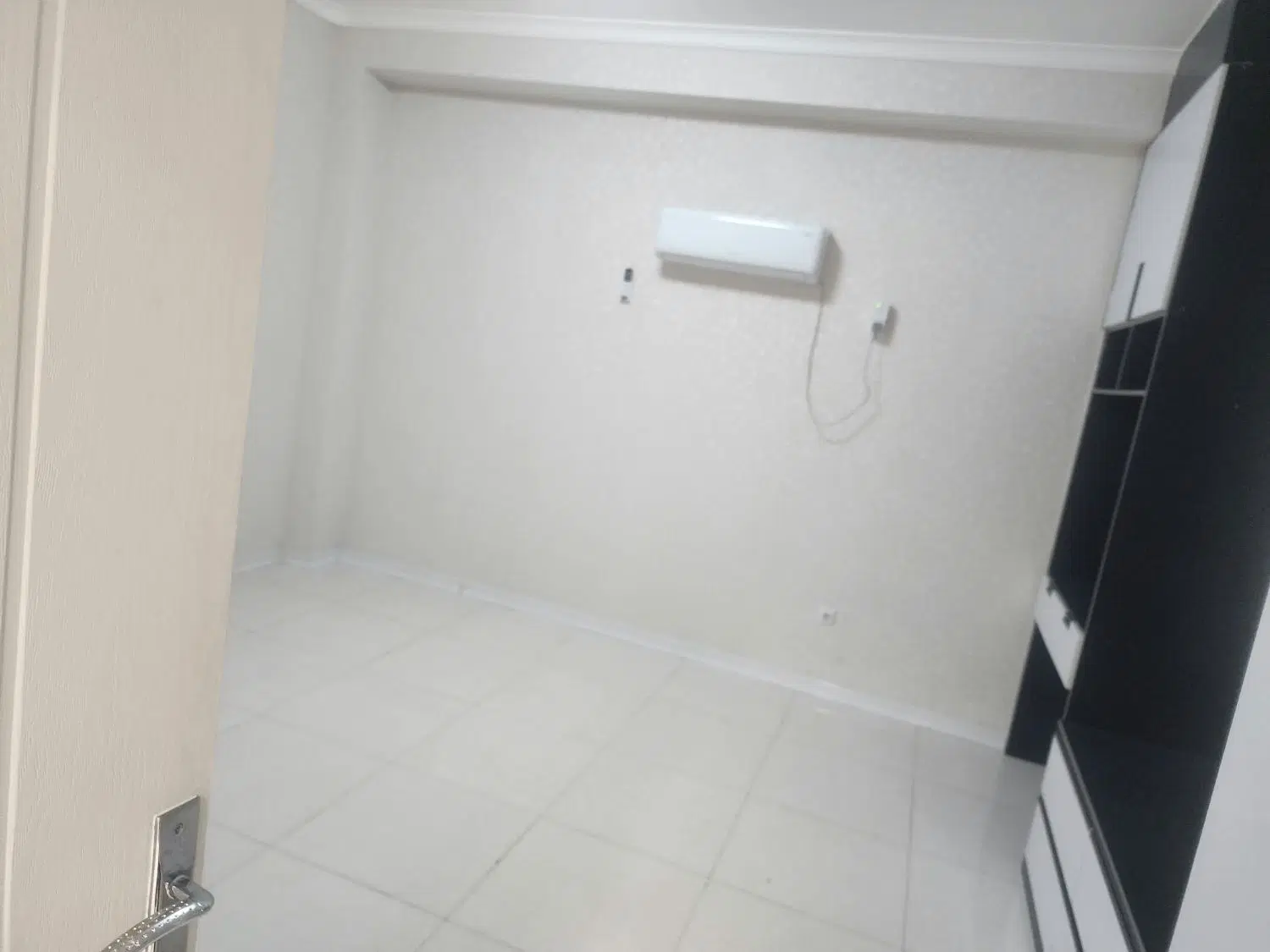 اجاره دوخواب ۸۰متری انتها خیابان دانشگاه