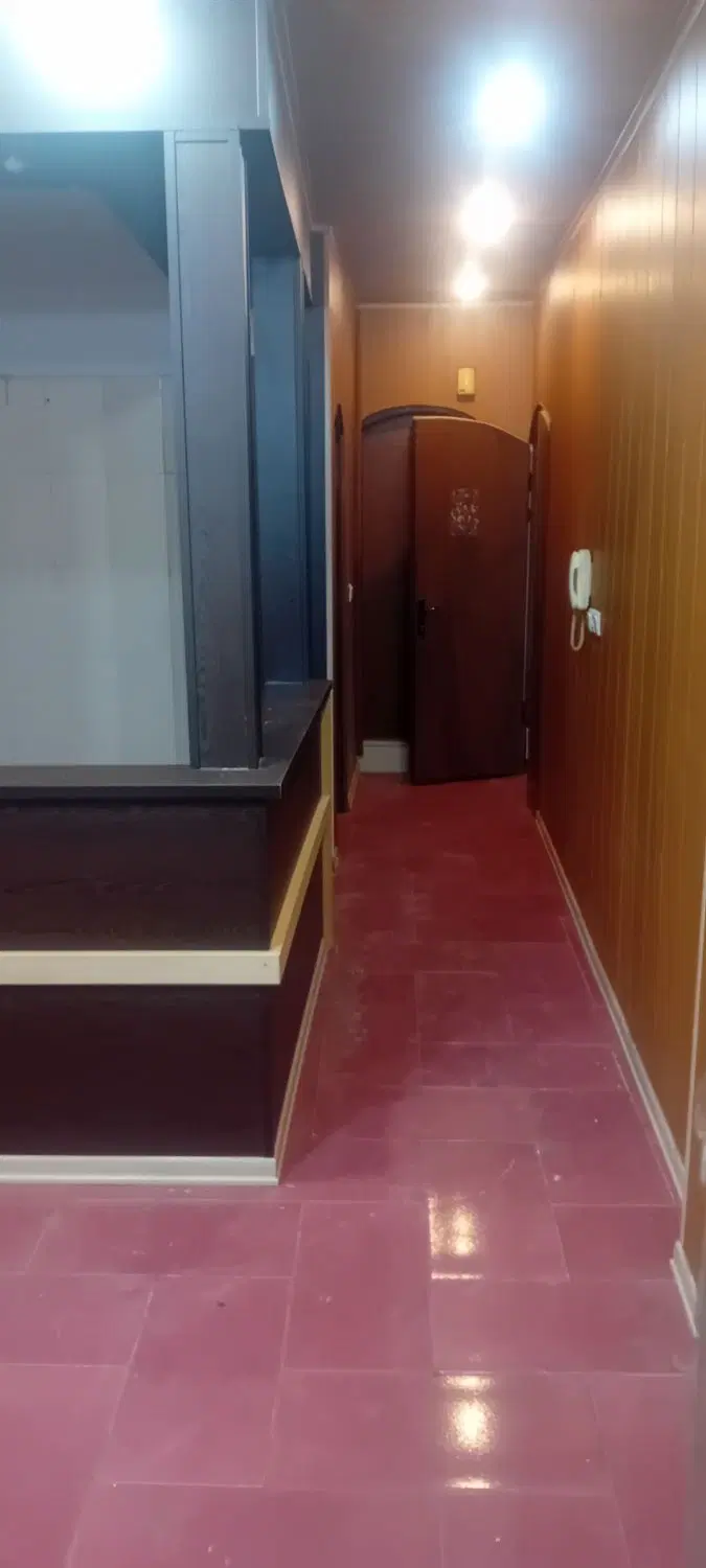 رهن و اجاره واحد اداری تجاری۵۰متری چهارراه مخابرات