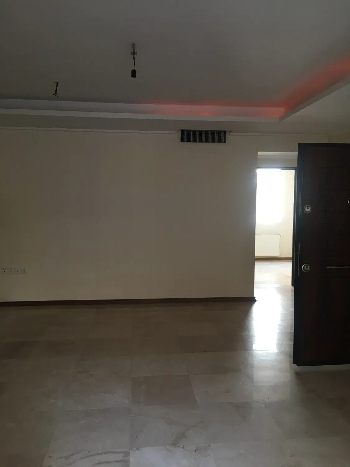 آپارتمان 70 متری دو خواب خ بریانک  فول امکانات