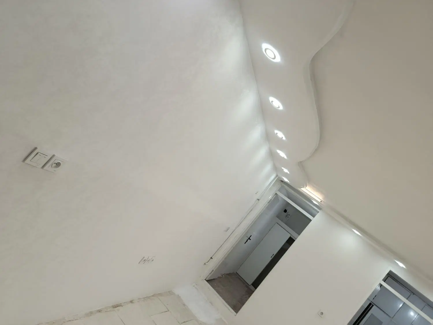 خانه ویلایی پشت قواره