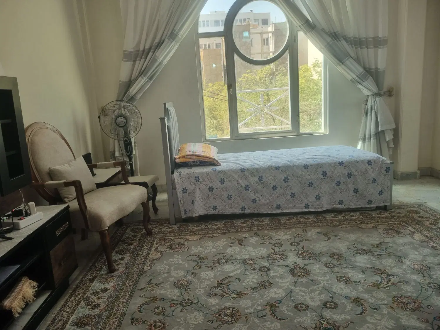 آپارتمان مبلمان تقاطع فرجام باقری
