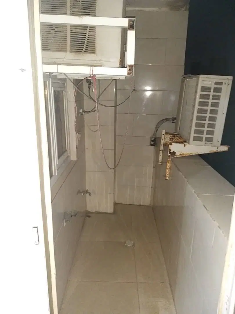 فروش واحد روبرو بیمارستان صاحب زمان