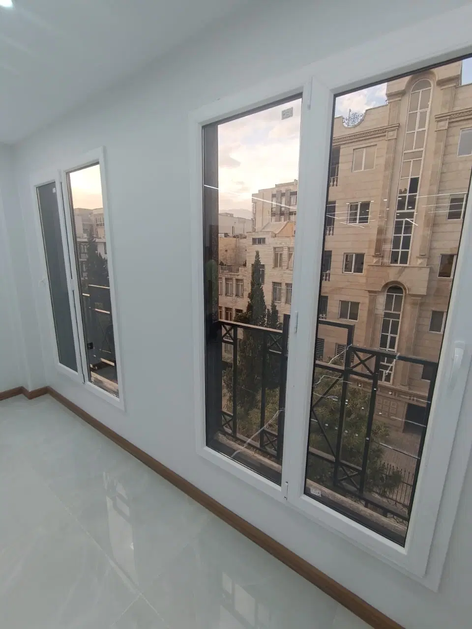 آپارتمان 110 متر سه خواب فول  ((رمضانی))