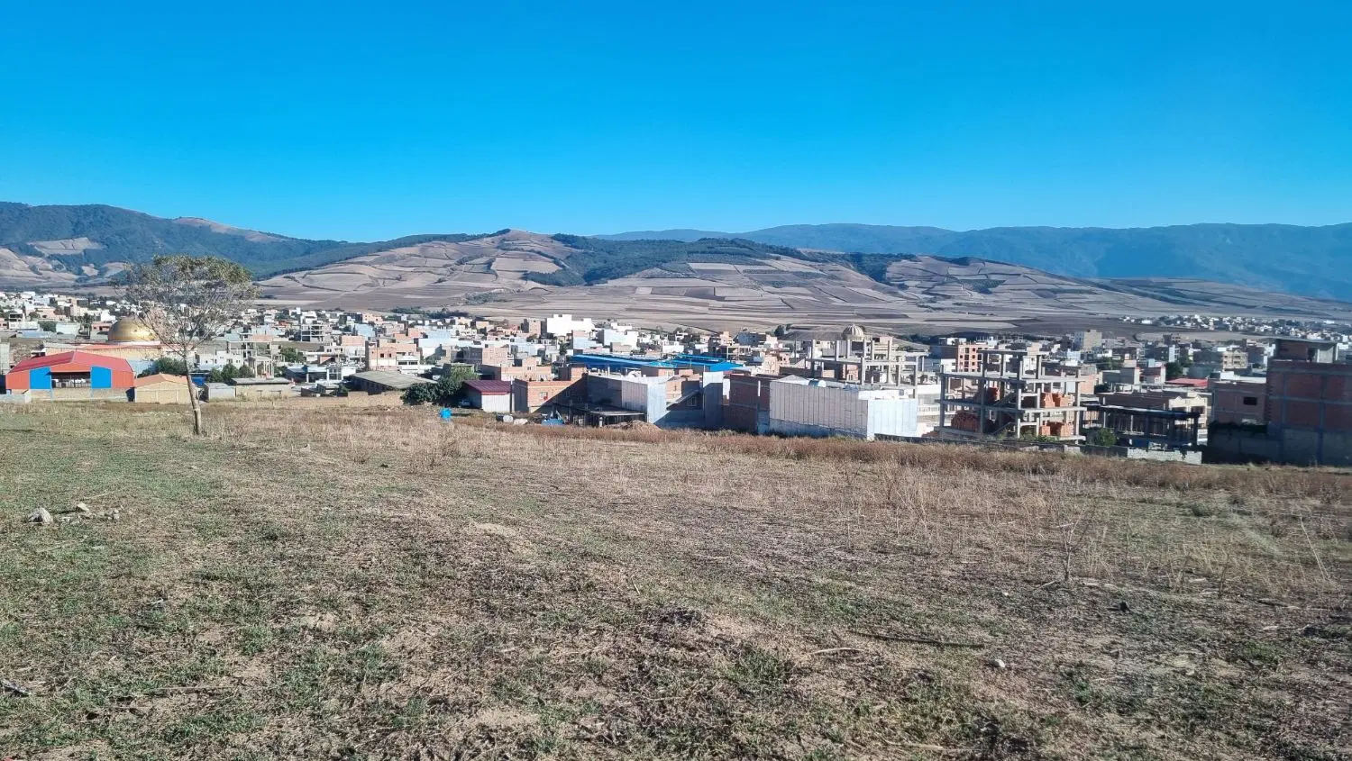 زمین های بشکول