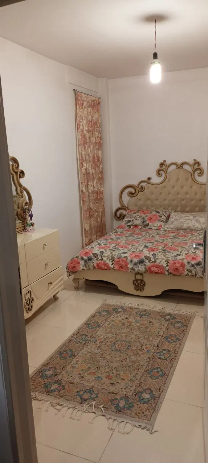 واحد ۹۰متری دوخواب