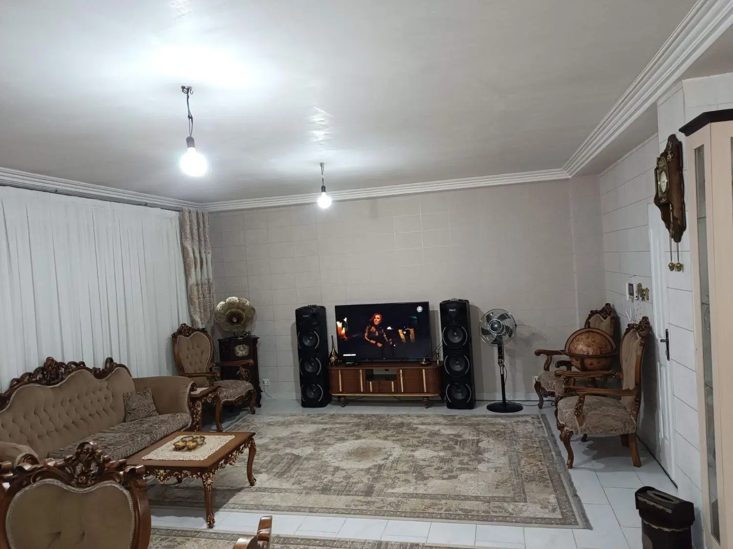 کارشناسان منظریه تک واحدی