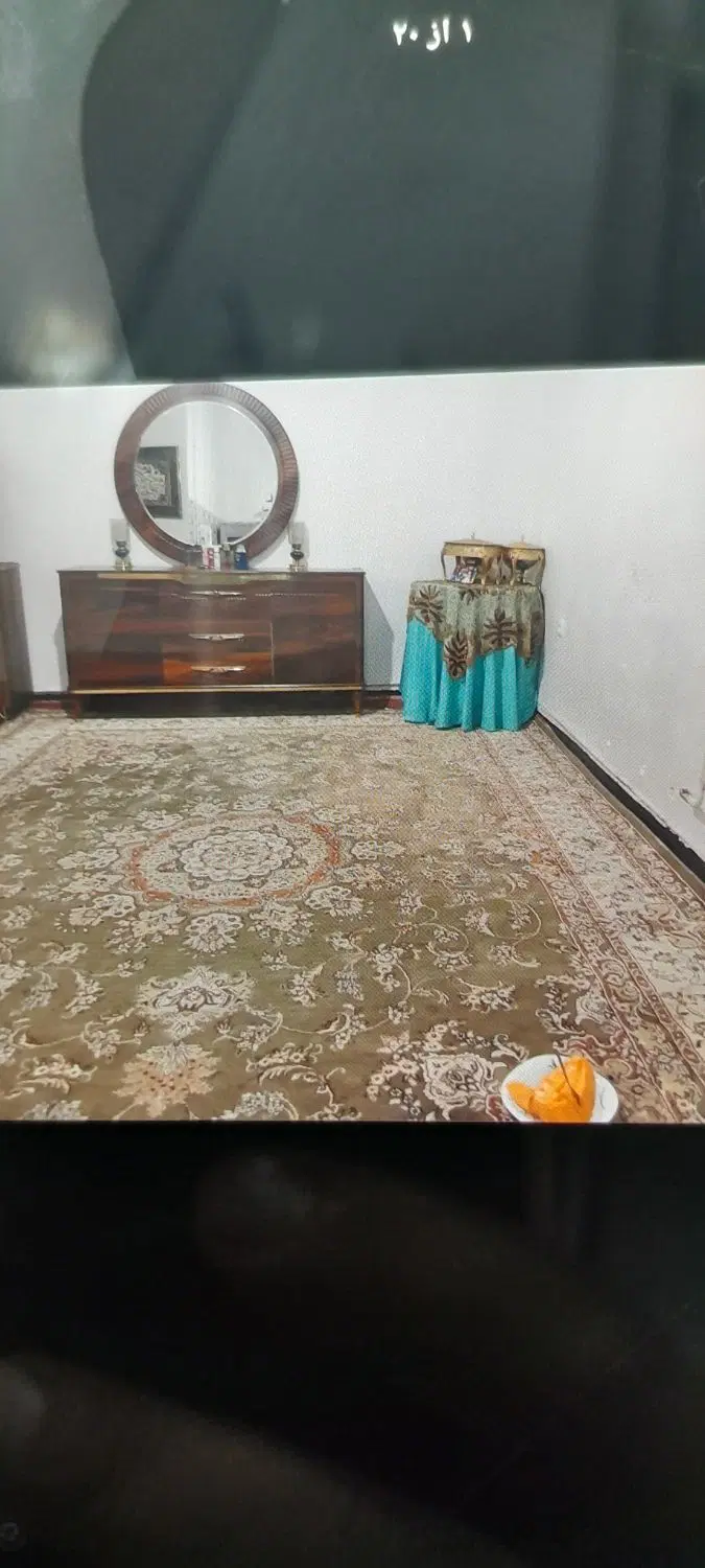 یک واحد ساختمان کوچک  ۵۰متری اتاق ندارد