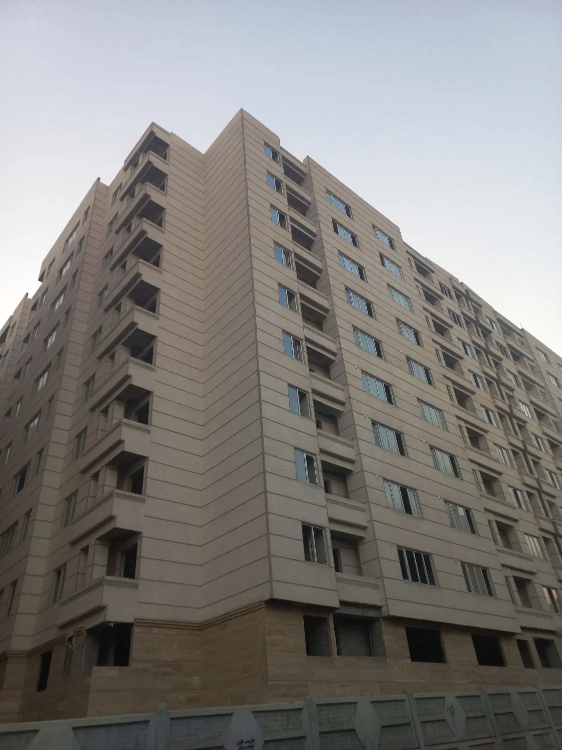۸۵ متری پروژه حکیم شهرداری