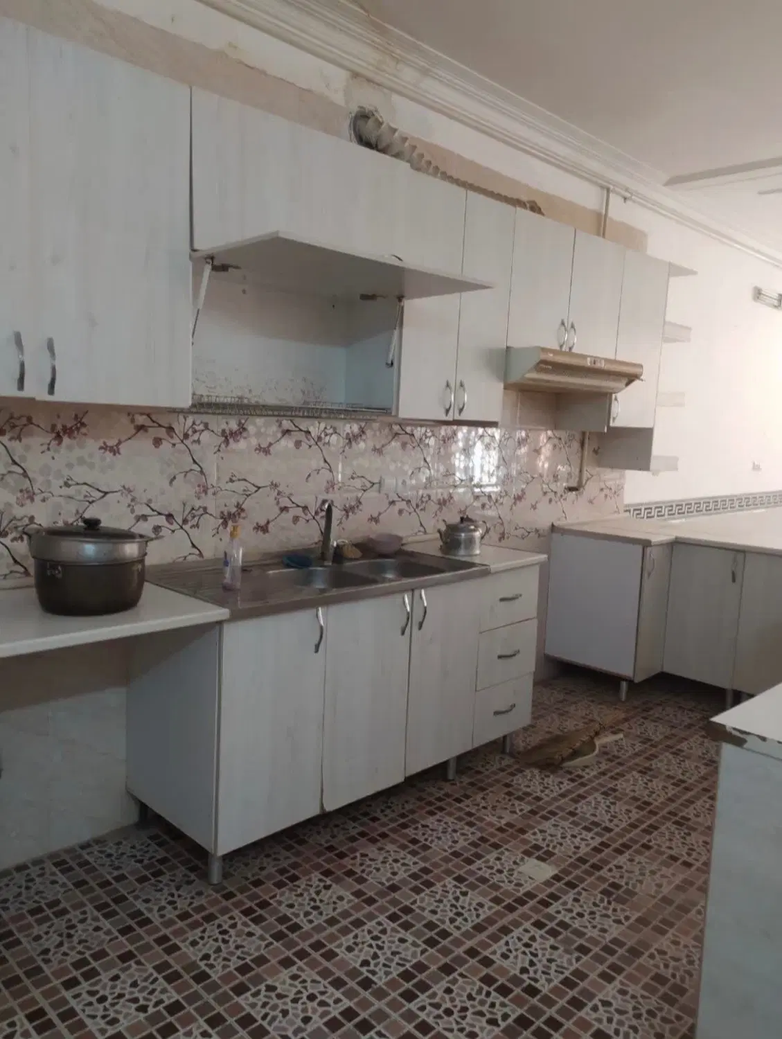 خانه اجاره همکف قاسم نقی خیابان امامت