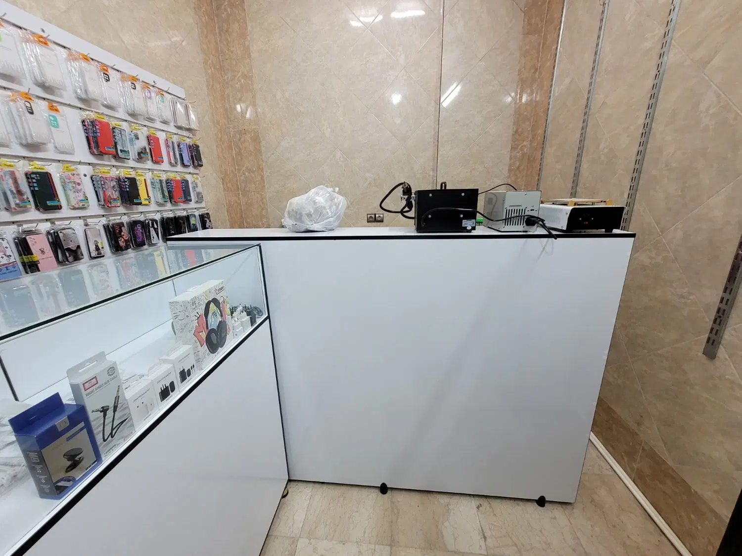 ۱۵مترمغازه پیشوا