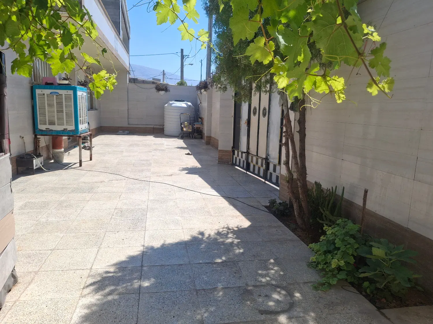 منزل ویلایی  باغشاه‌