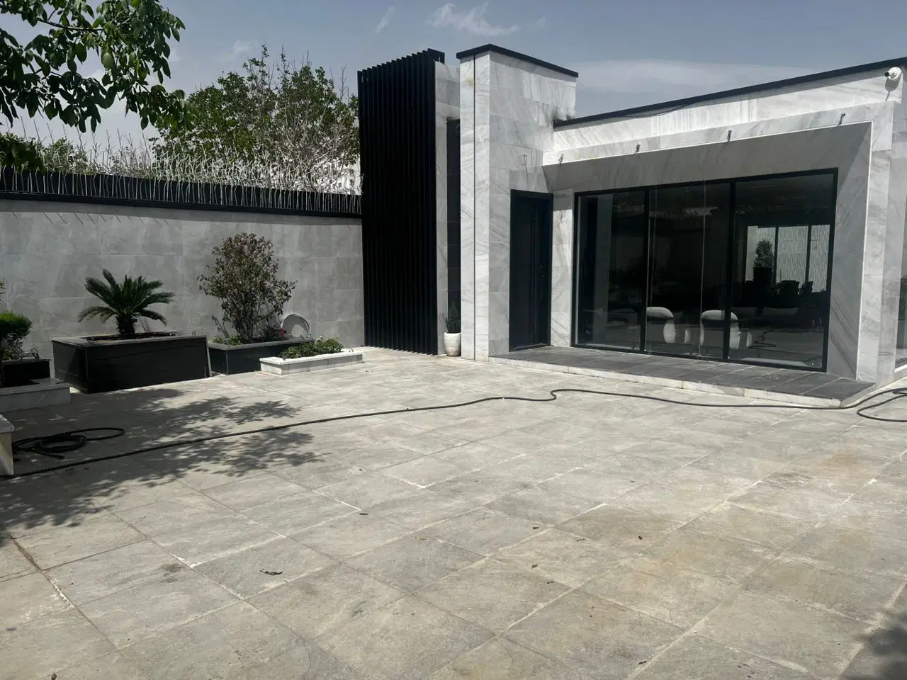 اجاره کوتاه مدت باغ ویلا مدرن وشیک