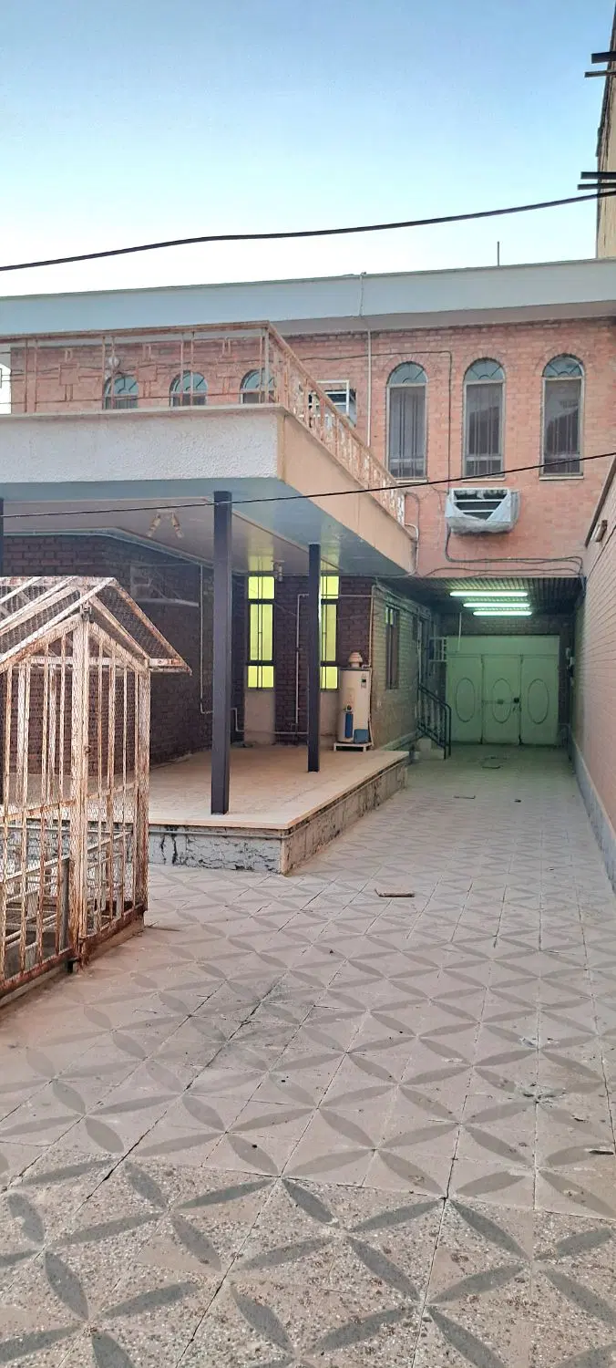 اجاره منزل ویلایی ۵۰۰متری خیابان امام