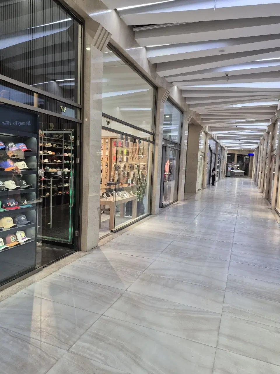 مغازه تجاری کوهسر
