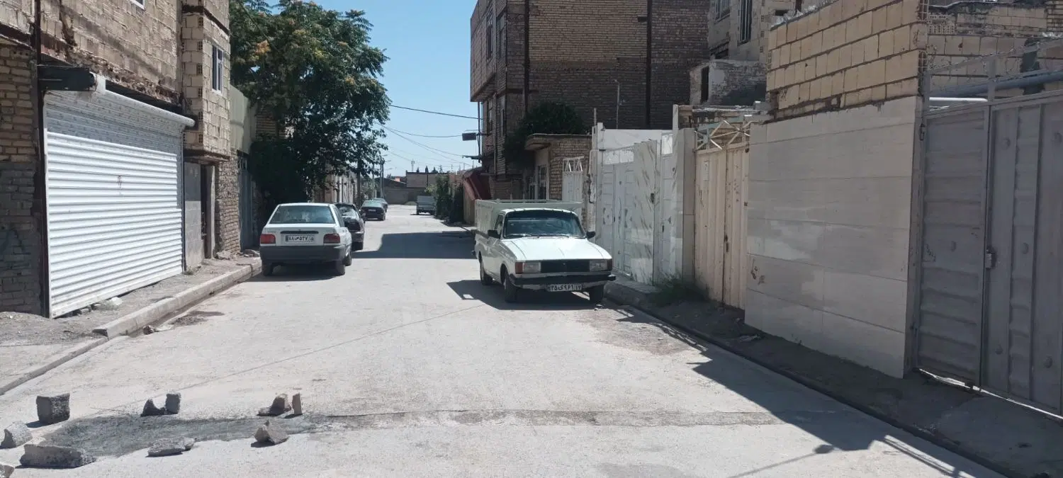 ویلایی ۹۰ متری ماشین رو