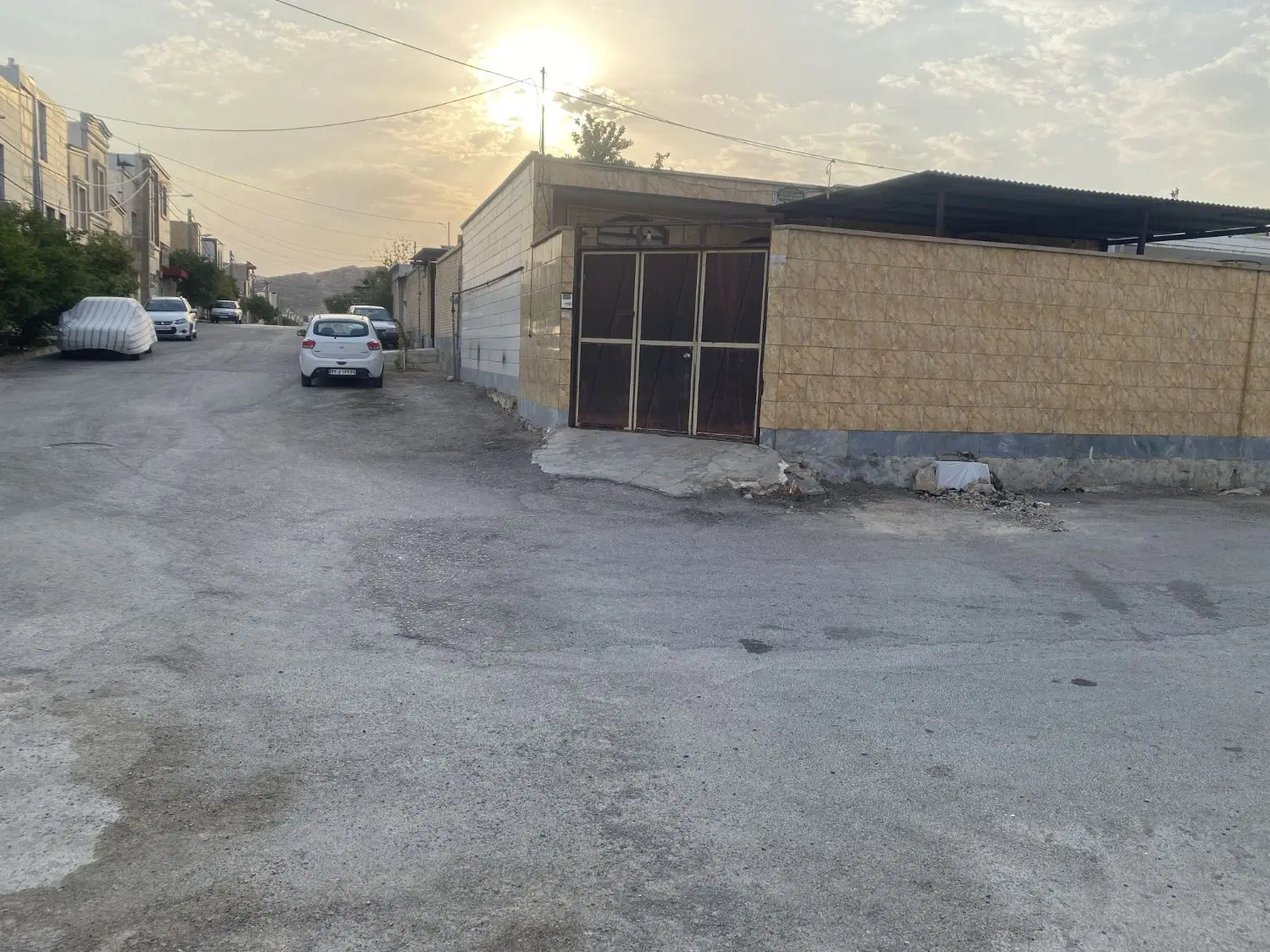 خانه ویلایی رو به نور