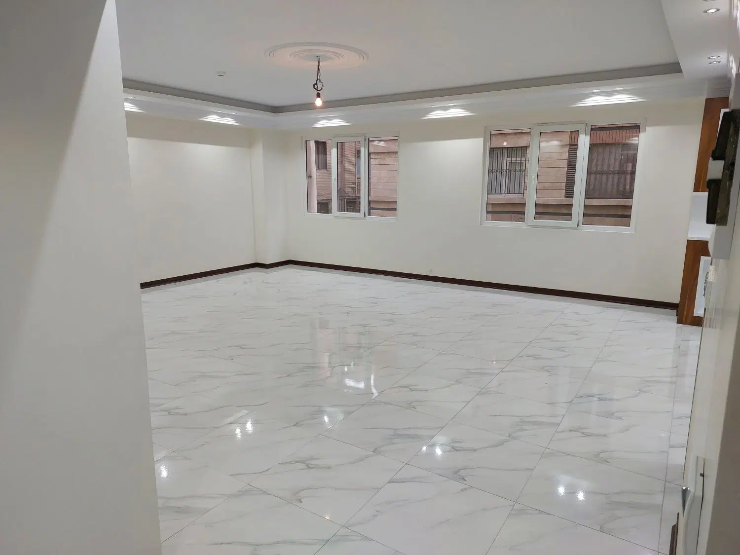 ۸۷متر فول امکانات بسیار تمیز وخوش نقشه