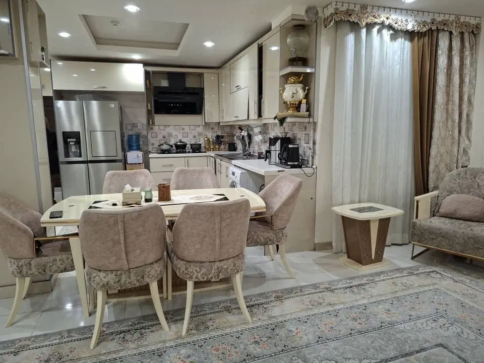 فروش_ کوروش _ ۹۸ متری