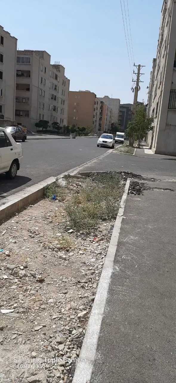 آپارتمان ۸۱ متری در شهرک ناز