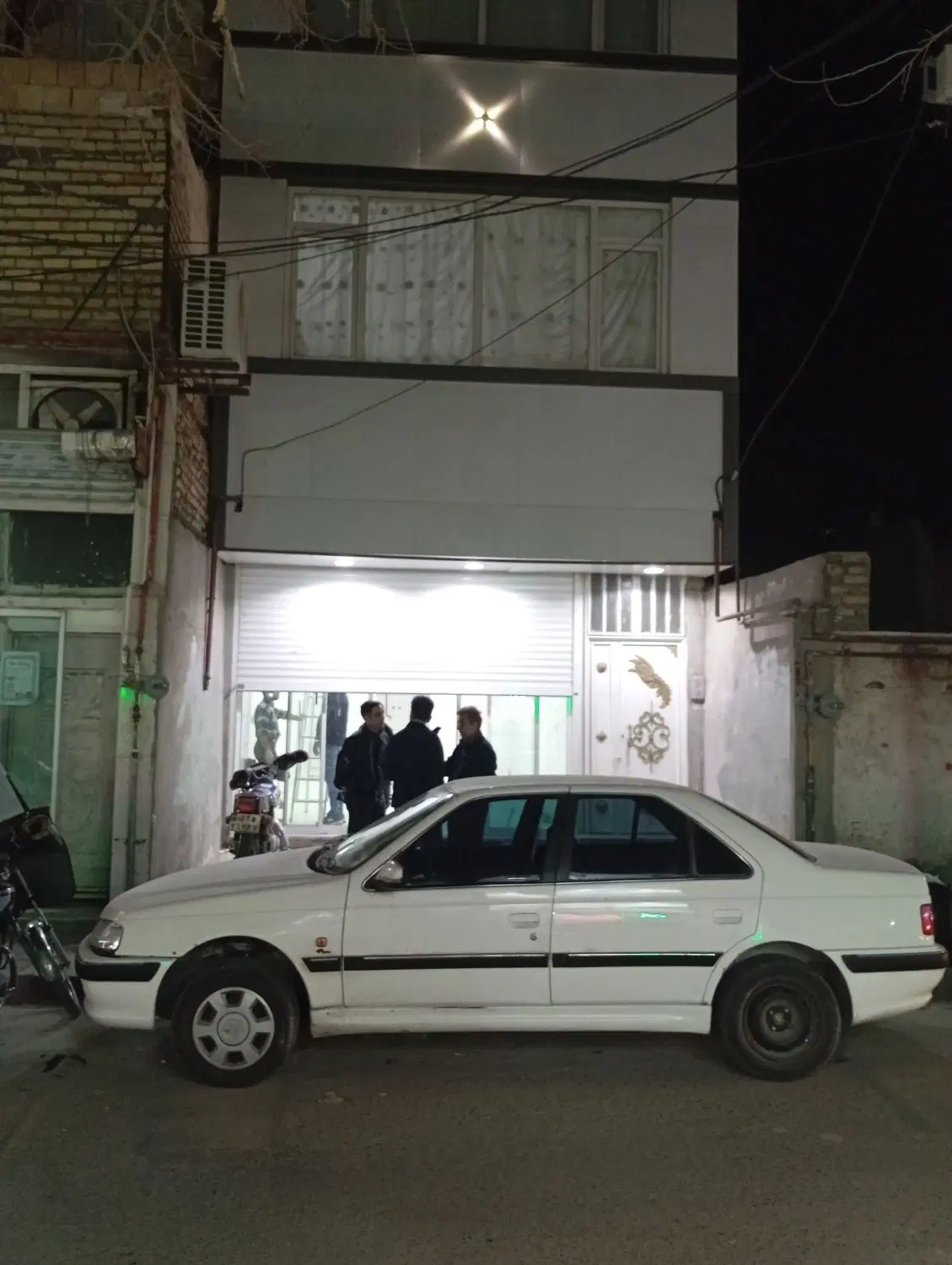 ۸۰مغازه خواجه ربیع حاشیه مهر مادر