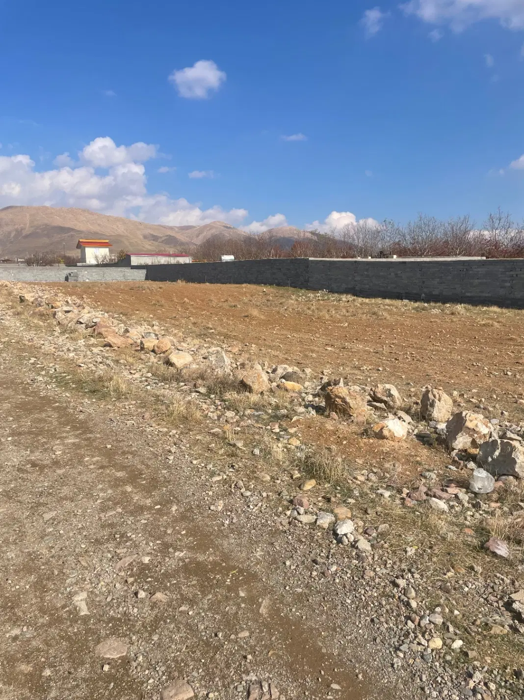 باغچه و زمبن ۲۵۰متر دماوند سربندان