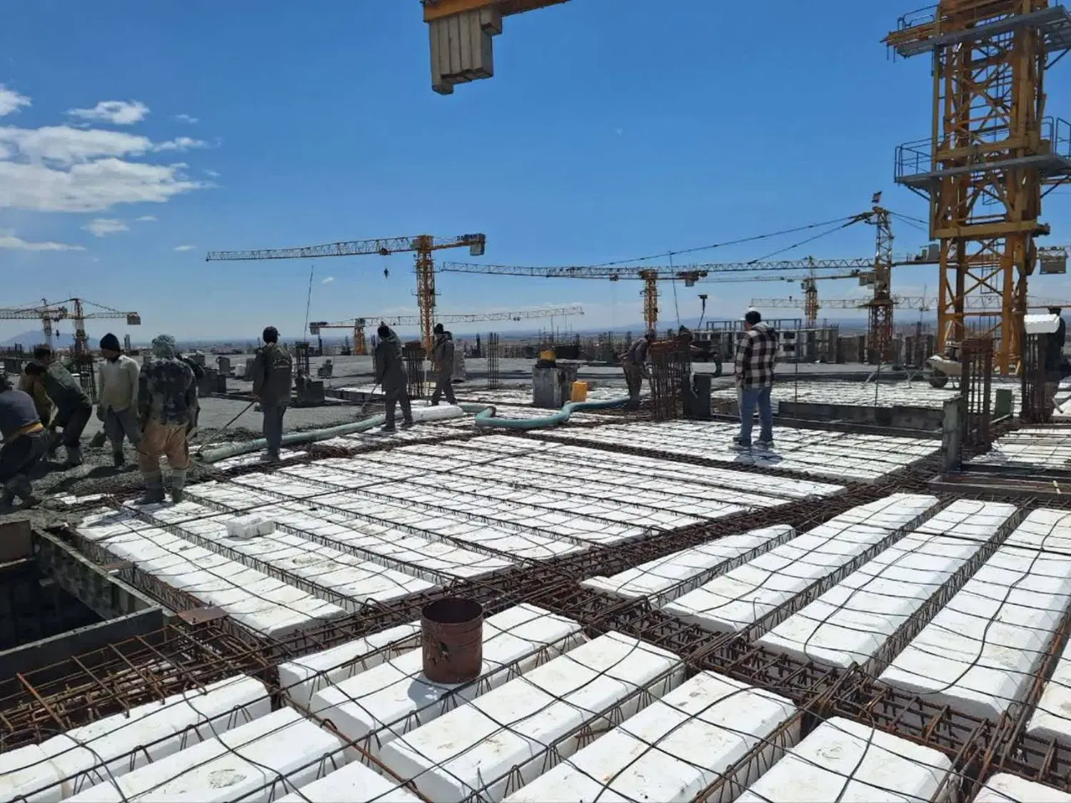 ۱۰۰ متری شهرداری تندگویان، آرمان انصار