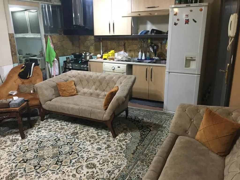اجاره خانه قدیمی داخل بازسازی شده ۵۲متری