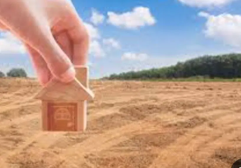 زمین مسکونی.۲۰۰ متر.سجاس.پشت حوزه علمیه