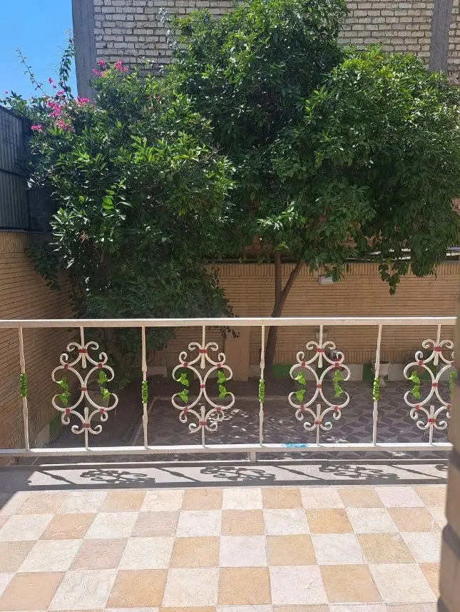 رهن و کرایه منزل ویلایی ۱۸۰ متری