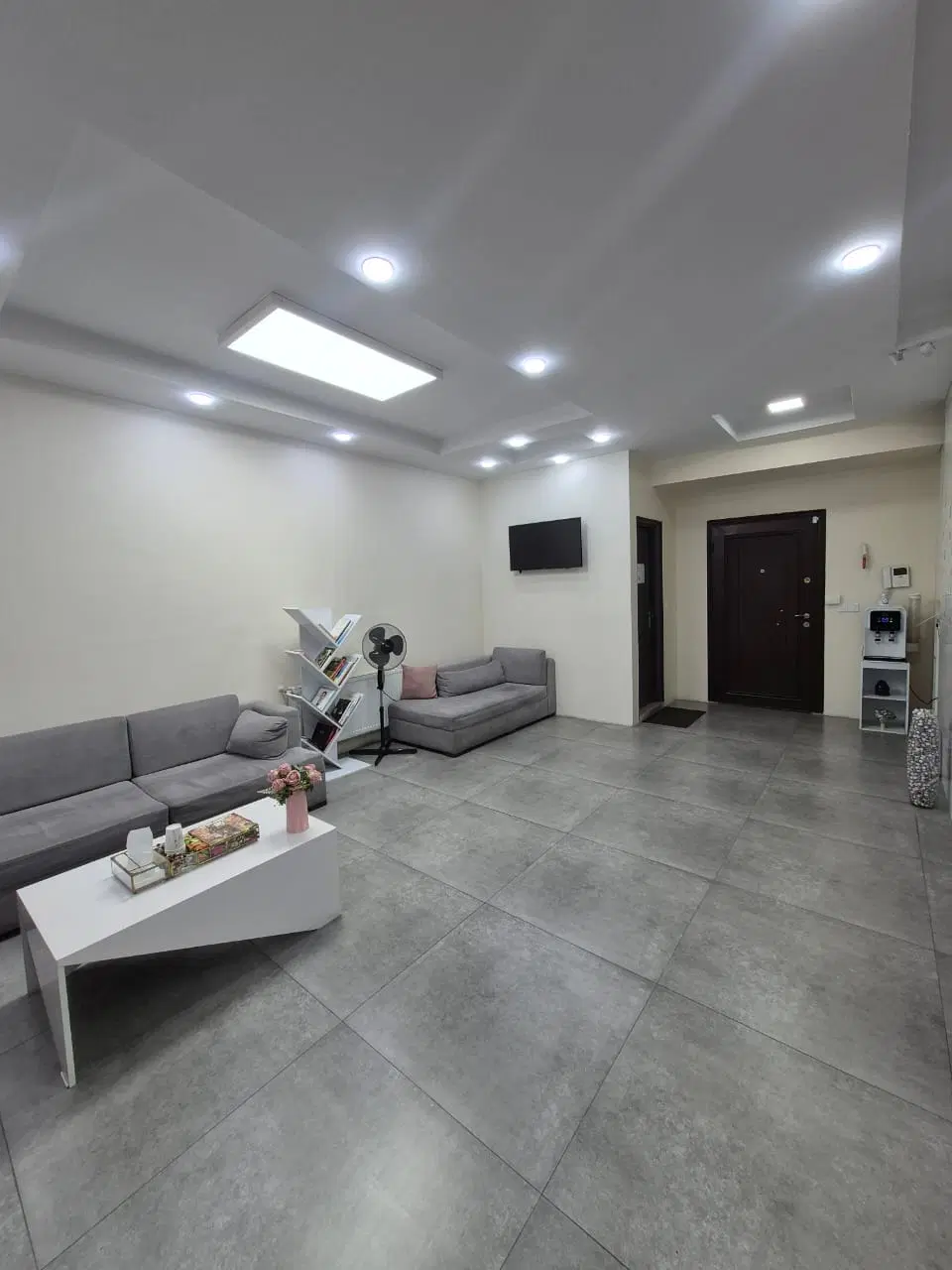 فروش ساختمان 3 طبقه در شهرک صنعتی شهرکرد