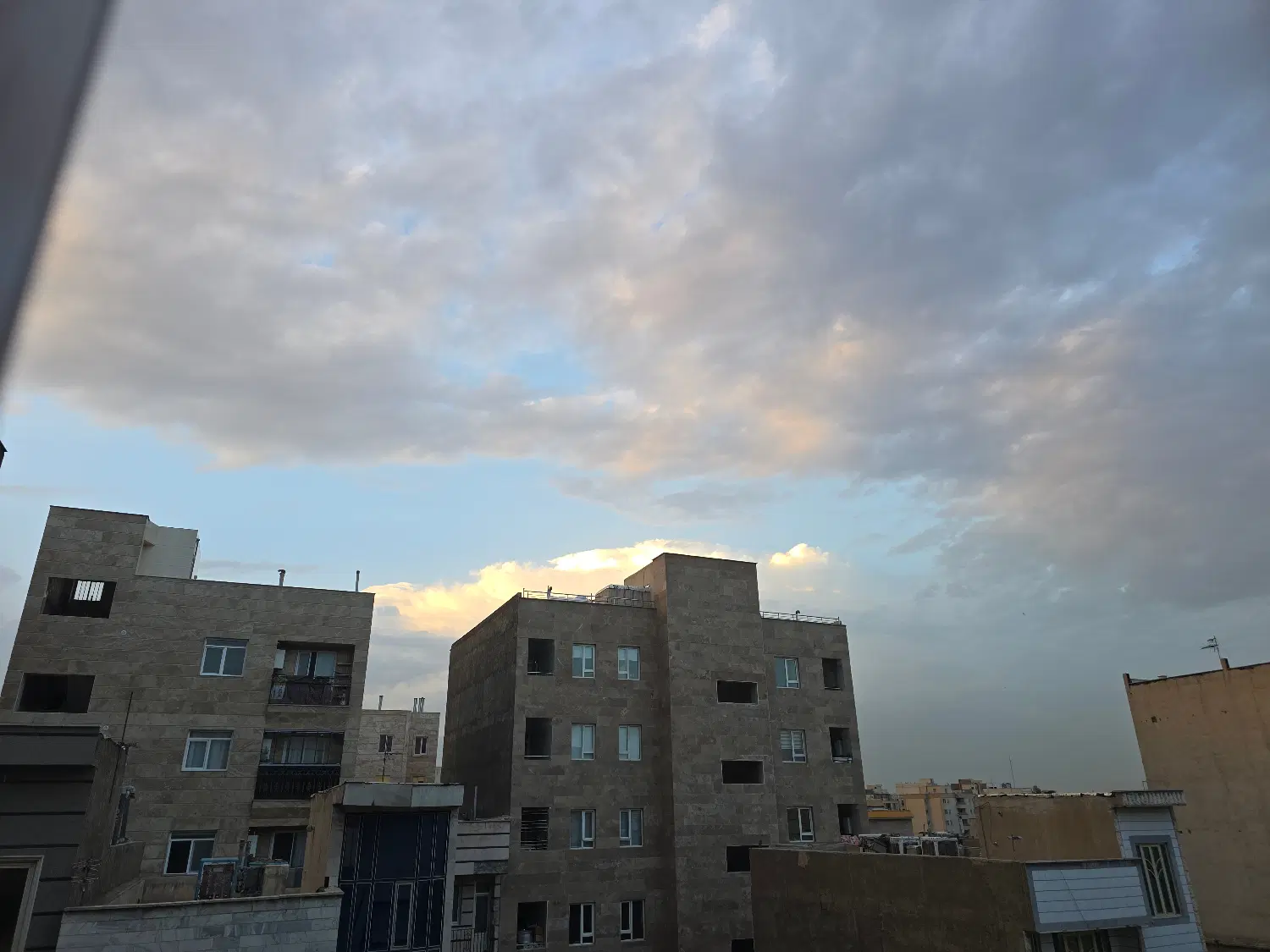 واحد 60 متری خدماتی در مشگین شهر