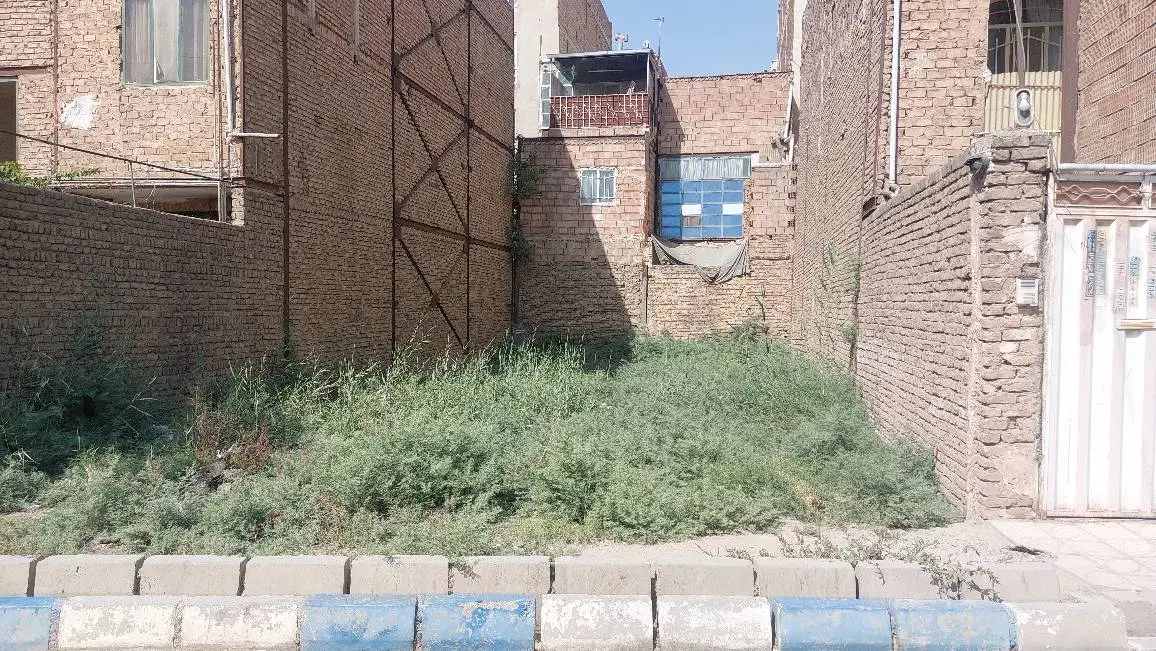 ۱۹۵ متر زمین آماده ساخت