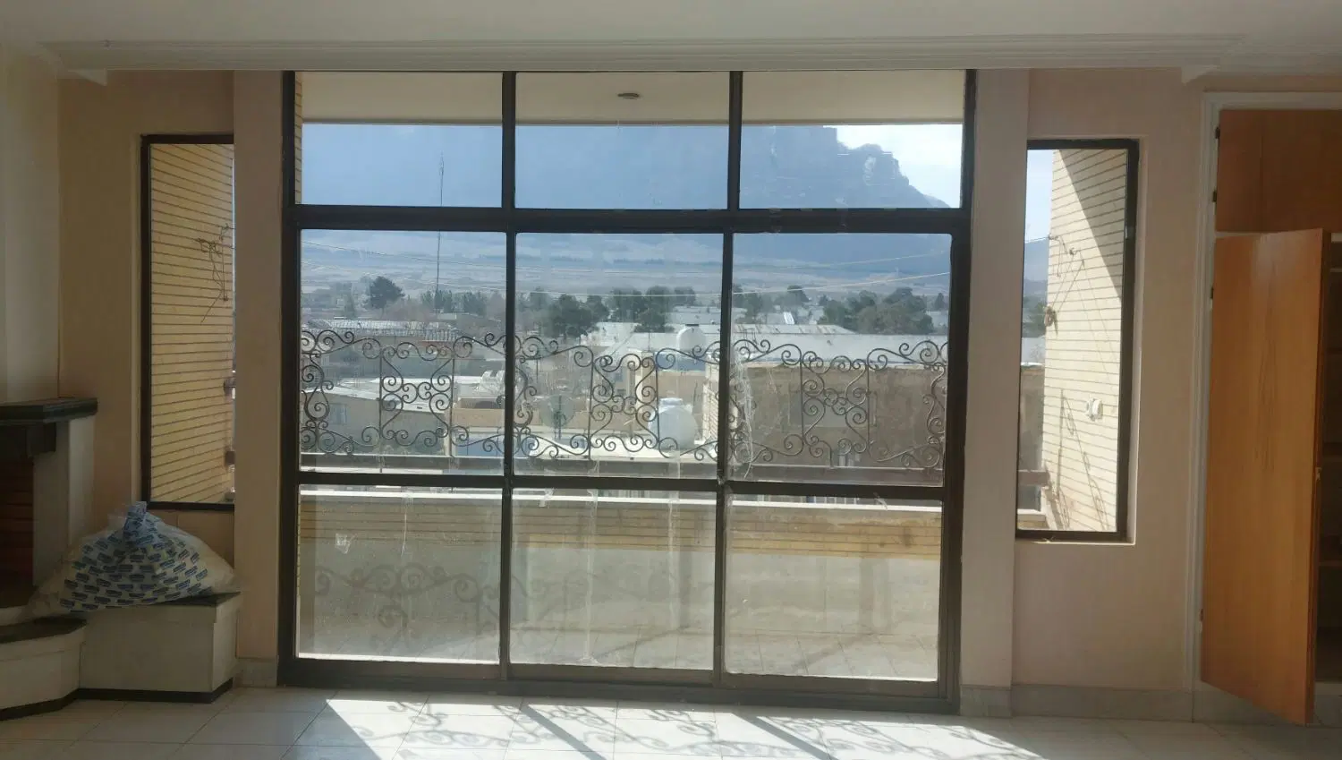 اجاره ۸۵ متری همکف با حیاط اختصاصی ۶۰ متری