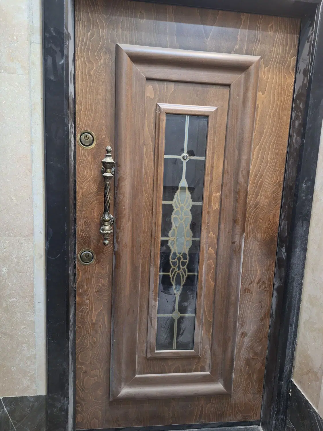واحد 75 متری کلید نخورده