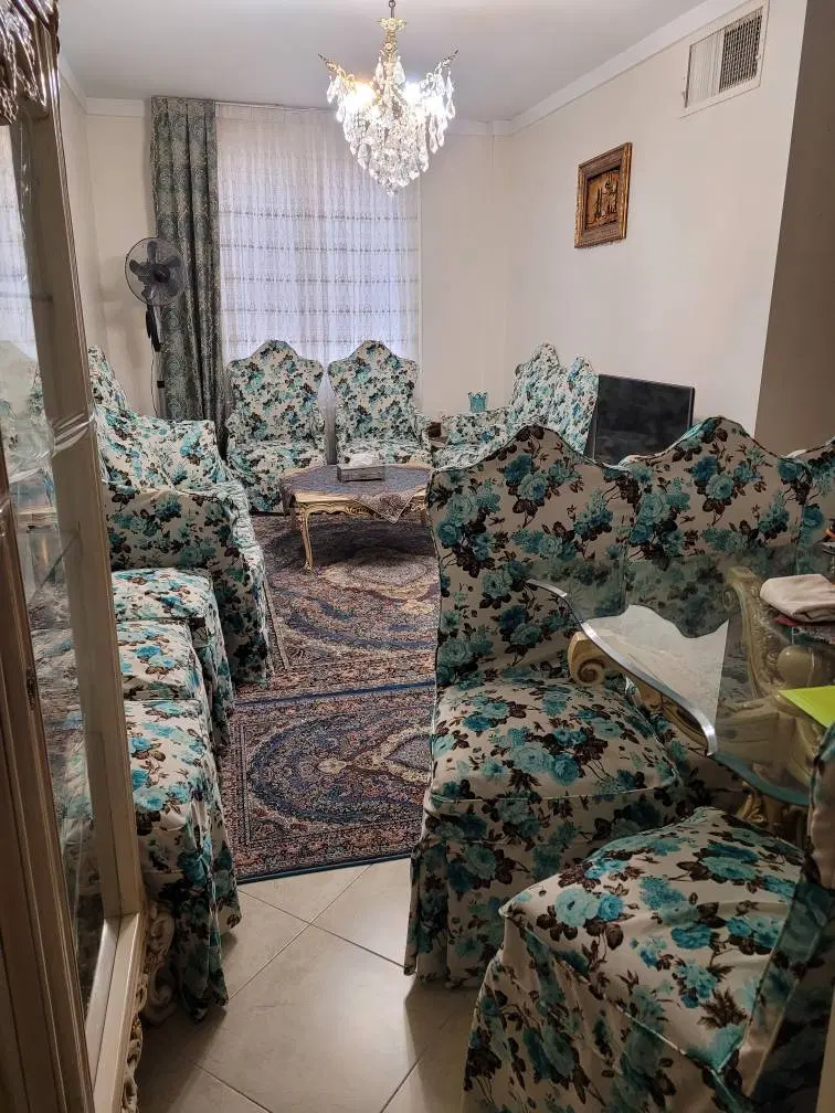 رهن و اجاره آپارتمان دو خوابه با آسانسور پارکینگ