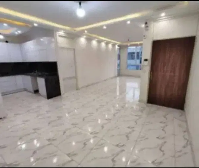 واحد ۹۷ متری شیک ، بر خیابان دانشگاه